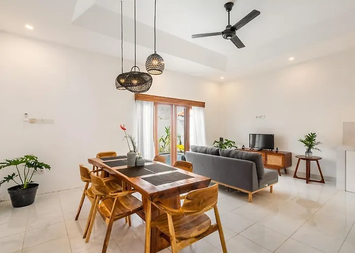 Damda 3bedroom Private Pool Ferienhaus Seminyak